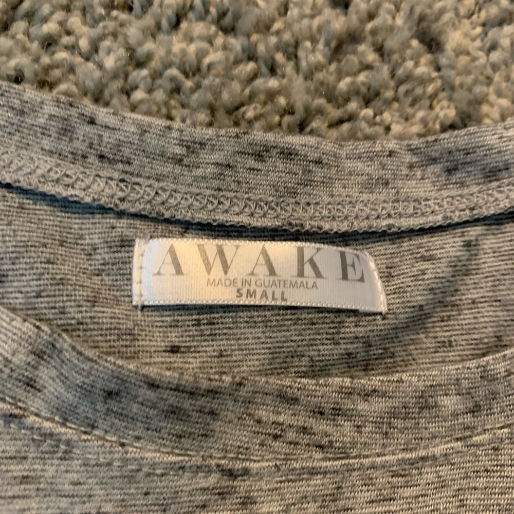 Gray tee - Picture 2 of 2